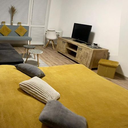 City Ela Center Кошице Экстерьер фото