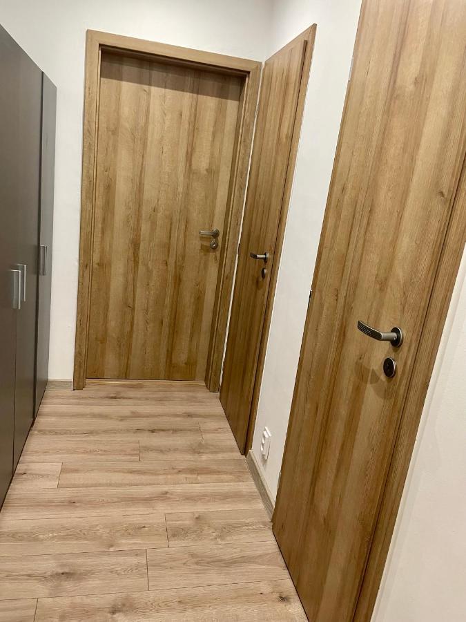 City Ela Center Кошице Экстерьер фото