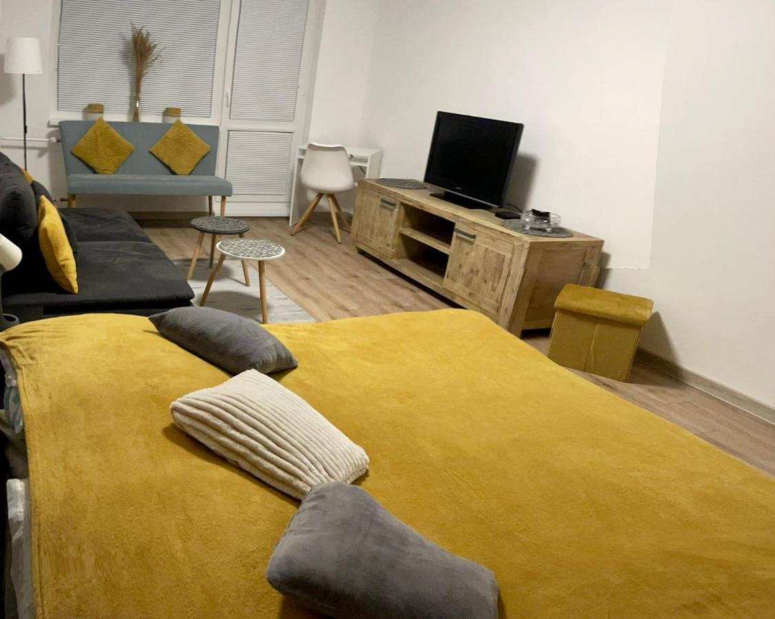 City Ela Center Кошице Экстерьер фото